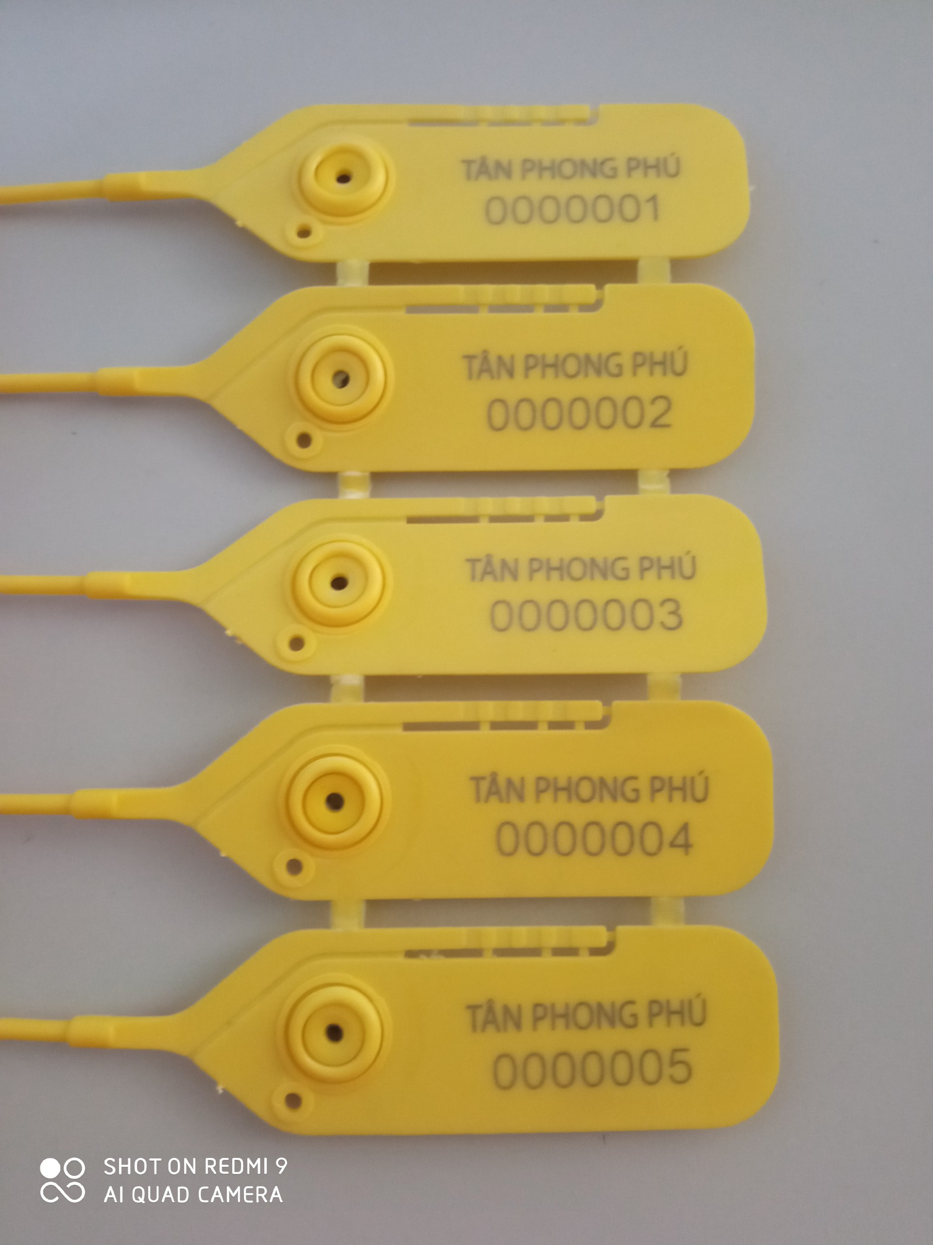 SEAL NIÊM PHONG NHỰA KHÓA KIM LOẠI JCPS206